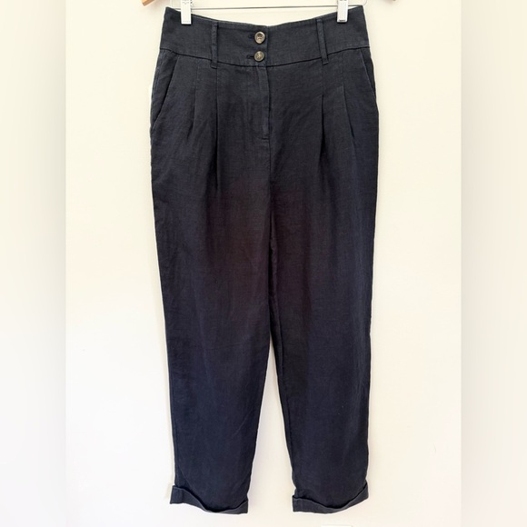 Boden Pleated Turn Up Linen Pant | Size 4 - Picture 2 of 9